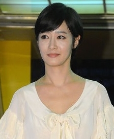 김주하(방송기자/전앵커/MBC기자)
이혼 소송을 제기한 MBC 김주하 앵커가 결국 MBC ‘경제뉴스’에서 하차한다.