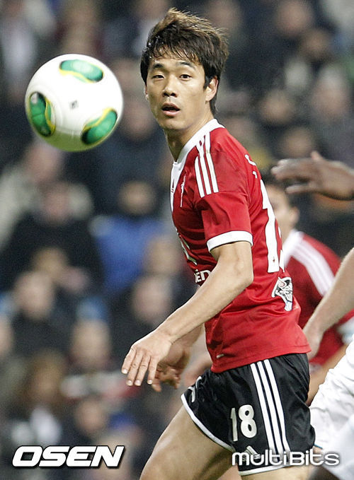 박주영(축구선수/아스날FC포워드)
아스널의 박주영(28)이 이번 시즌 처음으로 팀의 공식 경기에 출전했다. 교체투입이다.