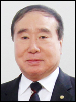이종덕(문화기관단체인/교수/충무아트홀사장/서울사이버대학교석좌교수/KBS교향악단이사장)
어수선한 세상이다. 정치는 혼란스럽고 경제는 안개 속을 걷는 듯 불안하다. 사회는 갈등이 임계점을 넘어선지 오래고 매일 신문을 들추기 무서울 정도로 끔직한 뉴스가 넘쳐난다. 행복과 화해, 용서 등의 긍정적 단어 보다 자살과 폭행, 비리 등의 부정적인 단어가 지면을 장식하고 있다.