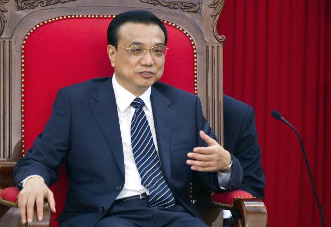 리커창(LiKeqiang/정치인/중국국무원총리)
Chinese Premier Li Keqiang said China will seek a “golden mean” between GDP growth and reform.