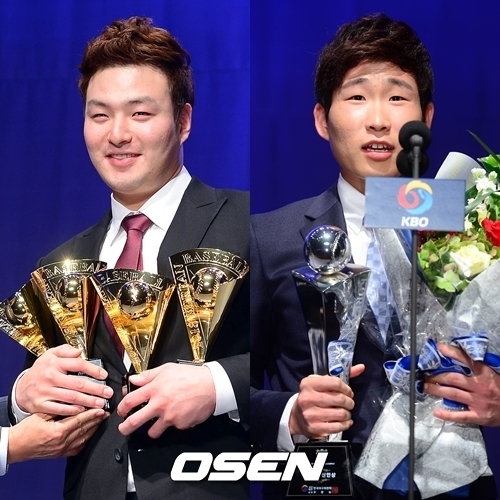 박병호(좌부터/야구선수/넥센히어로즈내야수),이재학(야구선수/NC다이노스투수)
넥센 히어로즈의 4번 타자 박병호(27)가 역대 4번째로 프로야구 최우수선수(MVP)를 2년 연속 제패했다.