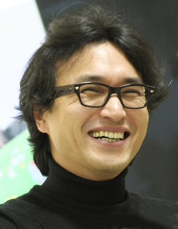 이기호(소설가)
제1회 KBS 김승옥 문학상에 소설가 이기호 씨가 선정됐다.