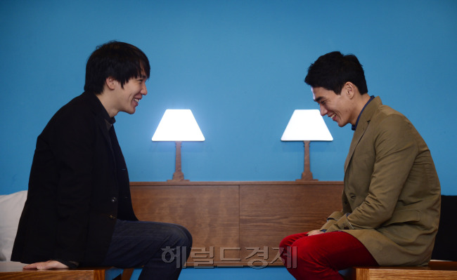엄태화-엄태구 영화 '잉투기' 감독-배우 형제. 박해묵 기자/mook@heraldcorp.com
엄태화-엄태구 영화 '잉투기' 감독-배우 형제. 박해묵 기자/mook@heraldcorp.com