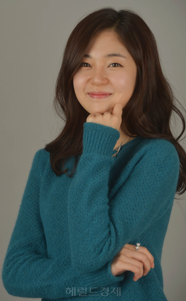 박진희<br />김명섭 기자 msiron@heraldcorp.com
박진희
김명섭 기자 msiron@heraldcorp.com
박진희
김명섭 기자 msiron@heraldcorp.com