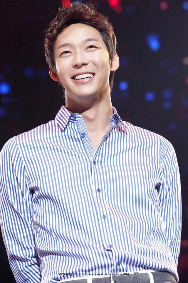 유천(박유천/가수/탤런트/JYJ)
JYJ member Park Yoo-chun is set to make a small-screen comeback in February with the leading role in an upcoming SBS television series, “Three Days.”