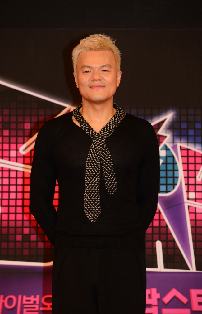 박진영(가수/음악PD/JYP엔터테인먼트대표)
빅뱅의 지드래곤이 지난해 음악 저작권 수입 순위 5위에 올라 눈길을 끌었다.