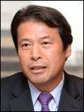 이윤호(교수/동국대학교교수)
우리나라 정당들은 안전과 범죄에 대한 관심이 굉장히 낮다. 미국의 경우 각 정당 정책 중 우선순위를 차지하는 것이 바로 안전과 범죄에 관한 것이다. 안전은 한번 깨지면 회복하는 데 시간과 비용이 많이 든다. 따라서 사전 예방이 가장 중요하다.
