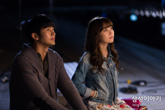 임슬옹(좌부터/가수/탤런트/2AM),김슬기(탤런트/연극배우)
여전히 취업난이다. 20대 경제활동 참가율은 지난 90년 이후 최저치로 떨어졌고, 대졸 신입 공채에는 100명 중 3.5명 만이 채용(경영자협회 취업실태 조사)되는 현실이다. 그래도 ‘대기업 입사’만을 일생의 꿈으로 삼는 취업준비생이 있다. 청년들의 취업난에 “요즘 대학생들은 열정은 없고 학점과 취업에만 신경쓴다”는 이야기도 심심치 않다. 주인공 장선재의 열정과 희망은 어디에서 나왔을까.