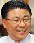 박맹우(광역단체장/울산광역시시장/새누리당)
박맹우<사진> 울산시장이 동유럽을 순방하여 다양한 교류활동을 펼친다.
