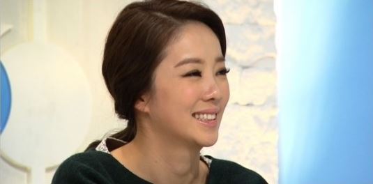 박은영(아나운서/KBS)
박은영 KBS 아나운서가 롯데 자이언츠 강민호 선수와의 친분을 과시했다.