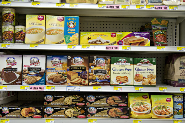 Gluten-free products sit on display at a supermarket in Princeton, Illinois.   Bloomberg