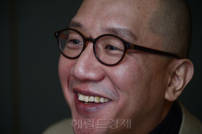 드러머 남궁연. 박해묵 기자/mook@heraldcorp.com
드러머 남궁연. 박해묵 기자/mook@heraldcorp.com
드러머 남궁연. 박해묵 기자/mook@heraldcorp.com