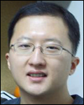 최장욱(교수/연구인/한국과학기술원EEWS대학원교수)
휘어지는 배터리를 넘어 구겨지거나 접히는 것은 물론 옷처럼 입을 수도 있는 배터리가 개발됐다. 이번 배터리는 최근 삼성전자 ‘갤럭시 기어’, 애플 ‘아이와치’, ‘구글 글래스’ 등 휘어지는 전자기기 기술이 주목을 받음과 동시에 휘어지는 배터리 개발 경쟁이 치열해 지고 있는 상황이어서 관련 업계의 관심을 끌 것으로 전망된다.