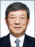 이재성(기업인/현대중공업대표이사사장)
현대중공업그룹은 태풍 ‘하이옌’으로 피해를 입은 필리핀에 구호성금 20만달러와 복구장비를 전달한다고 14일 밝혔다.