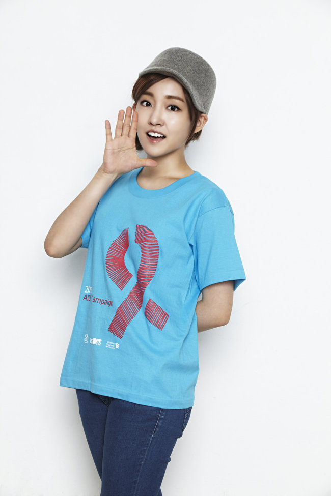 윤하(고윤하/가수/영화배우)
가수 윤하가 ‘2013 에이즈 예방 캠페인’ 홍보대사로 위촉됐다.
