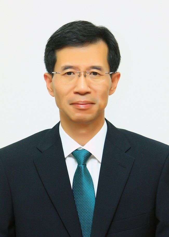 김외현(기업인/현대중공업대표이사사장)
Kim Oi-hyun, president of shipbuilding division