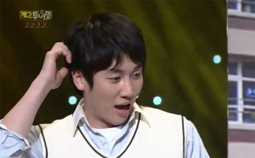 전영중(개그맨)
오토바이 사고로 사망한 개그맨 전영중(27)의 빈소가 마련됐다.