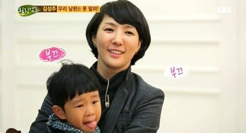 김민율(화제인물)
방송인 김성주의 아내 진수정 씨와 둘째 아들 김민율이 ‘힐링캠프’ 촬영장을 찾았다.