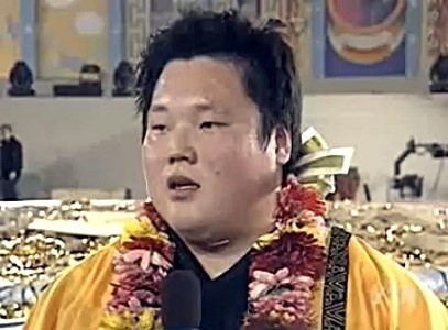 박영배(씨름선수)
백두장사 출신 씨름선수 박영배가 지난 22일 심장마비로 세상을 뜬 사실이 뒤늦게 알려졌다. 향년 31세.