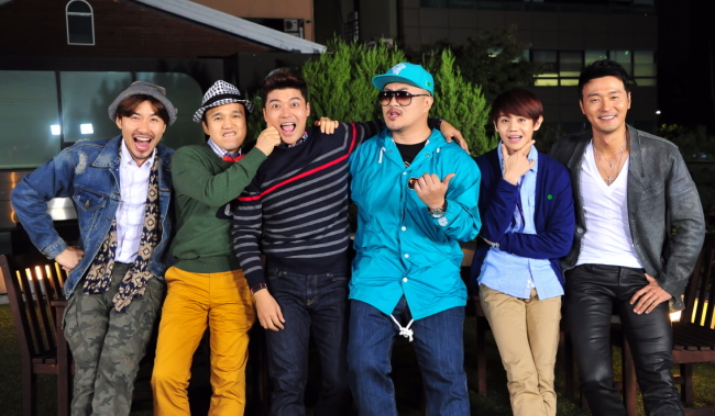 노홍철(좌부터/C),김광규(영화배우/탤런트),전현무(MC/전아나운서),데프콘(유대준/가수/소울라이프),양요섭(가수/뮤지컬배우/비스트),이성재(영화배우/탤런트)