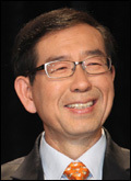 박원순(광역단체장/변호사/서울특별시시장)
박원순<사진> 서울시장은 27일 오후 6시 세종호텔 세종홀에서 열리는 ‘2013 서울푸드뱅크ㆍ마켓 후원자 감사의 밤’ 행사에 참석해 올 한 해 동안 저소득층 식품 지원에 앞장선 후원자, 자원봉사자, 푸드뱅크ㆍ마켓을 표창하고 격려한다.