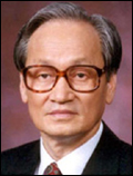박영식(전명예교수/전장관)
고 박영식(79·사진) 대한민국학술원 회장(전 연세대 총장)에게 국민훈장 무궁화장이 27일 추서됐다.