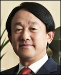 이병건(기업인/녹십자대표이사사장)
녹십자는 녹십자홀딩스 대표이사에 이병건<사진> 녹십자 대표를 전보 발령하는 등 정기 임원인사 및 조직개편을 27일 단행했다. 발령일자는 12월 1일이다.