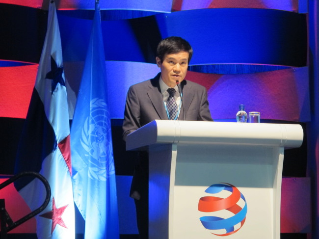 이성보(국민권익위원회위원장)
Lee Sung-bo, chairman of the ACRC, delivers a speech during the fifth conference of States Parties to the UNCAC in Panama City on Tuesday.   ACRC
