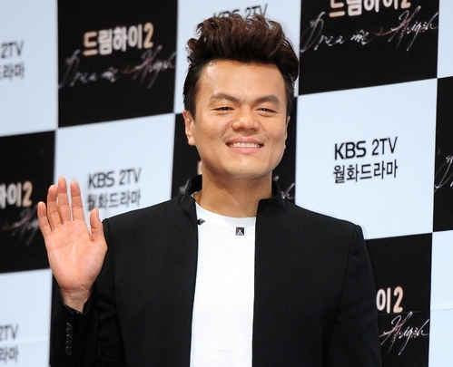 박진영(가수/음악PD/JYP엔터테인먼트대표)
가수 겸 프로듀서 박진영이 ‘히든싱어2’에 출연한다.