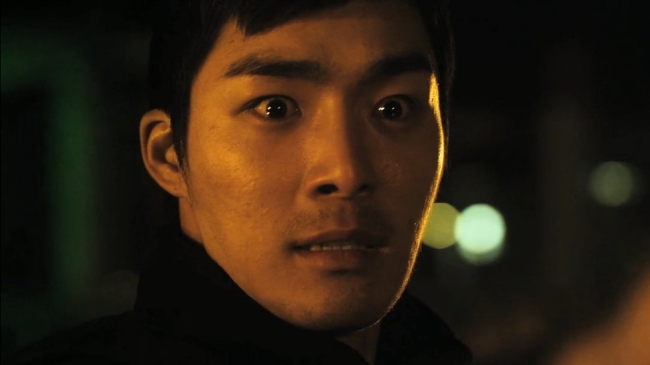 서하준(탤런트)
배우 서하준이 MBC 드라마 ‘오로라 공주’에서의 로맨틱한 모습을 벗고 상남자로 변신했다.