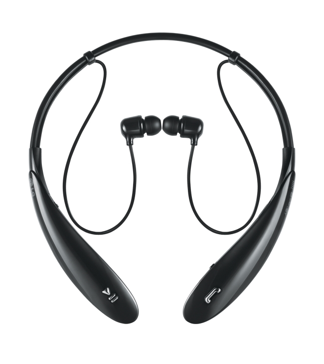 LG전자는 블루투스 헤드셋 ‘LG 톤 플러스(HBS-800)’를 29일 한국을 시작으로 북미, 아시아, 유럽 등 글로벌 시장에서 순차 출시한다고 밝혔다.
LG 톤 플러스는 지난 2010년 첫 출시 후 200만대 이상 판매되며 꾸준한 사랑을 받고 있는 ‘LG 톤 시리즈’의 세 번째 제품이다.