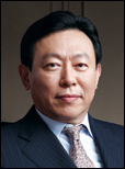 신동빈(기업인/롯데그룹회장)
신동빈 롯데그룹 회장은 28일 경기도 안산에 있는 캐논코리아비즈니스솔루션 신공장에서 열린 그룹 사장단회의에서 “내실경영과 끊임없는 혁신경영을 통한 성장전략 모색”을 주문했다.