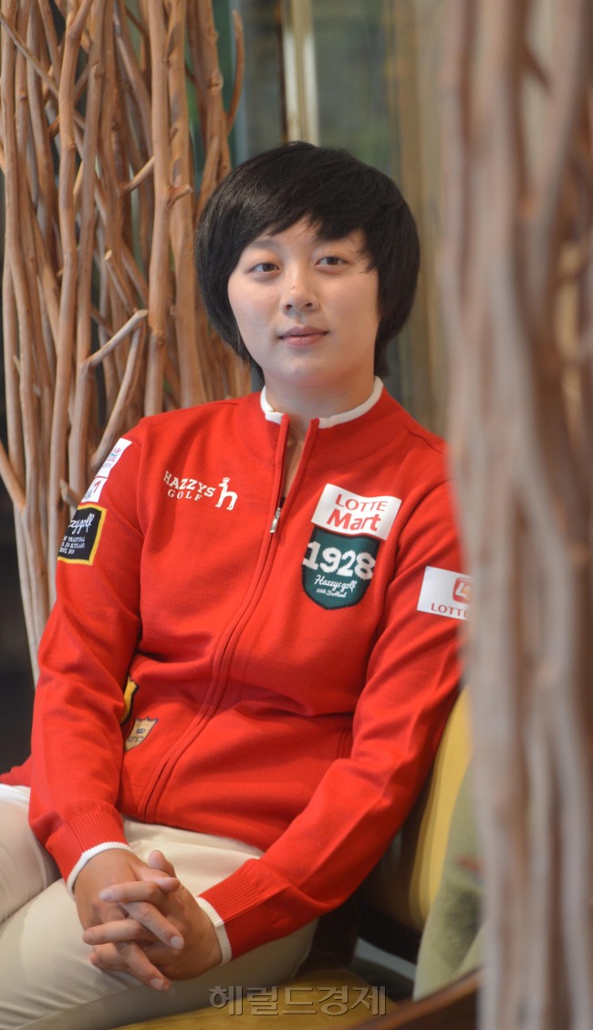 김효주<br />김명섭 기자 msiron@heraldcorp.com
김효주
김명섭 기자 msiron@heraldcorp.com
김효주
김명섭 기자 msiron@heraldcorp.com