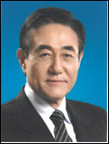현명관(정당인/전기업인/삼성물산상임고문)
제34대 한국마사회 회장에 현명관(72) 전 삼성물산 회장이 임명됐다.