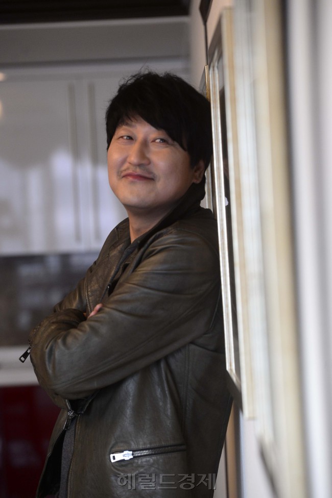 배우 송강호. 박해묵 기자/mook@heraldcorp.com
배우 송강호. 박해묵 기자/mook@heraldcorp.com
배우 송강호. 박해묵 기자/mook@heraldcorp.com