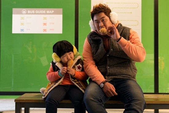 류현진(야구선수/LA다저스투수)
LA 다저스 유니폼을 입고 메이저리그를 평정한 류현진(26)이 광고 업계에서도 블루칩으로 주가를 높이고 있다.
