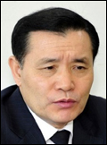 남상호(정무직공무원/교수/소방방재청청장/대전대학교교수)
소방방재청(청장 남상호ㆍ사진)은 9~10일 이틀 동안 민원처리 담당자 30여명이 참여하는 ‘2014년 민원담당자 연찬회’를 개최한다.