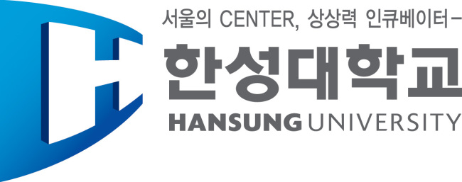 한성대학교 2014학년도 정시 전형은 지난해와 비교할 때 크게 변화된 점은 없다. 특기사항으로 사회과학대학의 경우 수능성적 반영을 2013학년도에 이어 ‘국어와 수학 중 높은 영역을 30%, 낮은 영역을 10%로 반영’하며, 영어, 탐구 영역은 각각 40% 및 20%를 반영한다. 대부분 대학들은 경상계열이 포함된 사회과학대학의 경우 인문계열이므로 수능성적 반영 시 국어와 수학 중 국어를 더 많이 반영하거나 최소 국어와 수학을 동일한 비율로 반영한다.