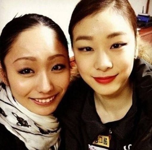 안도미키(좌부터/AndoMiki/스케이트선수),김연아(스케이트선수)
일본 피겨 선수 안도 미키가 한국어 인사를 한 가운데 일본 극우 세력이 막말을 일삼고 있다.