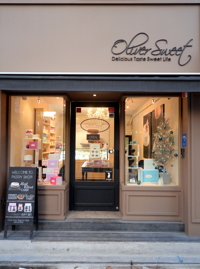The Oliversweet pastry and catering shop in Seorae Village, Bangbae-dong, Seoul. Ahn Hoon/The Korea Herald
