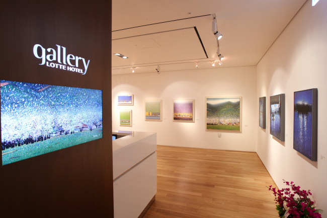 Christmas exhibition at Lotte Hotel Gallery
Lotte Hotel Seoul’s Lotte Hotel Gallery will invite six renowned artists for the “Dreamy Christmas Exhibition” from Dec. 20 to Jan. 8.
