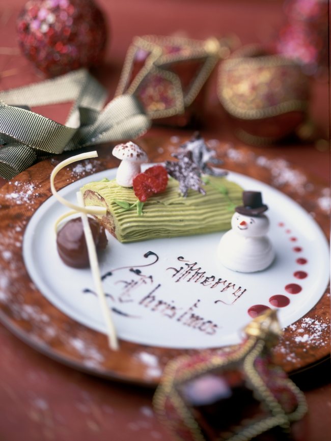 Celebrate the season at Millennium Seoul Hilton
From special gourmet dinners to a spectacular Christmas tree and train display, the festive spirit at the Millennium Seoul Hilton is running high.