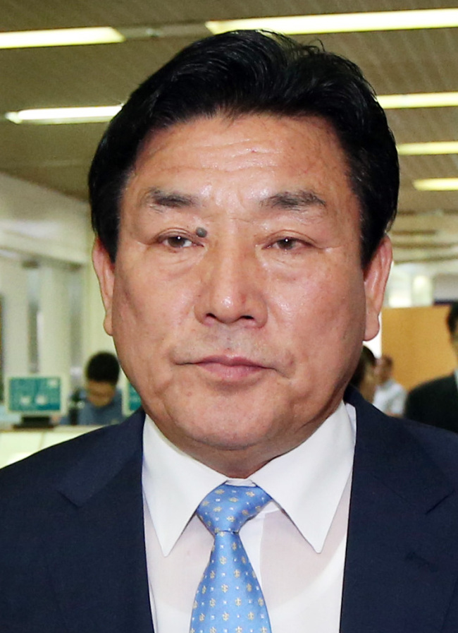 김영주(국회의원/새누리당국회의원)
김영주 새누리당 의원이 대법원에서 당선 무효형이 확정됐다.