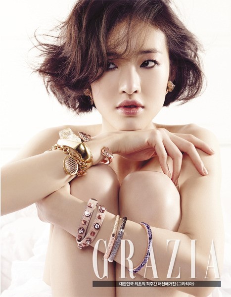유지안(모델)
김우빈의 연인인 모델 유지안의 화보가 화제다.