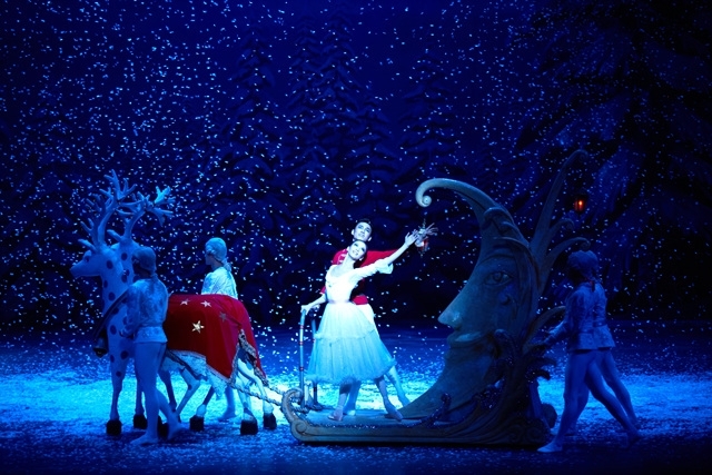 A scene from “The Nutcracker.”   Universal Ballet Company