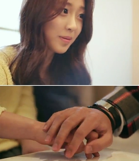 송지수(탤런트)
버스커버스커 리더 장범준(24)의 결혼 소식이 전해진 가운데 예비신부이자 신인배우 송지수(20)에 누리꾼들의 관심이 이어지고 있다.