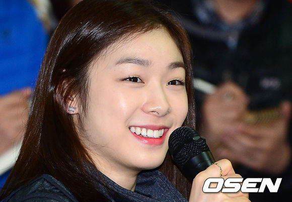 김연아(스케이트선수).
‘피겨 여왕’ 김연아(23)의 현역 마지막 국내 대회인 종합선수권대회 참가가 확정되면서 피겨 팬들의 예매 전쟁도 시작됐다.
