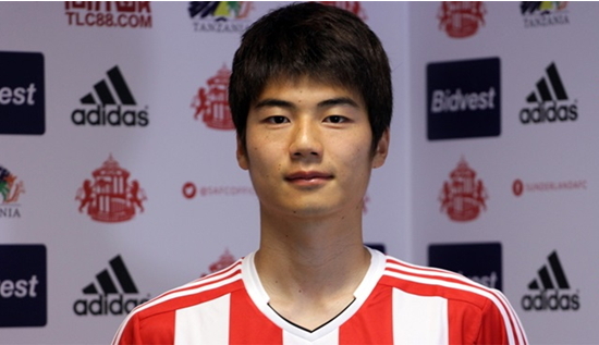 기성용(축구선수/선덜랜드AFC미드필더)
2013-14시즌 캐피털 원 컵 5라운드(8강) 선더랜드와 첼시의 경기는 무승부 속 진행 중이다.