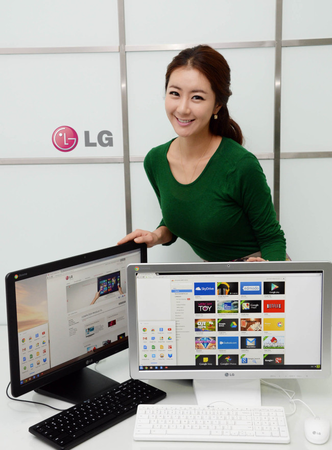 세계 최초로 크롬 운영체제(OS)를 탑재한 ‘일체형 컴퓨터’가 나온다. LG전자는 미국 라스베이거스에서 다음 달 7일부터 열리는 ‘CES 2014’에서 크롬을 탑재한 일체형 컴퓨터 ‘크롬 베이스’를 공개할예정이라고 18일 밝혔다.