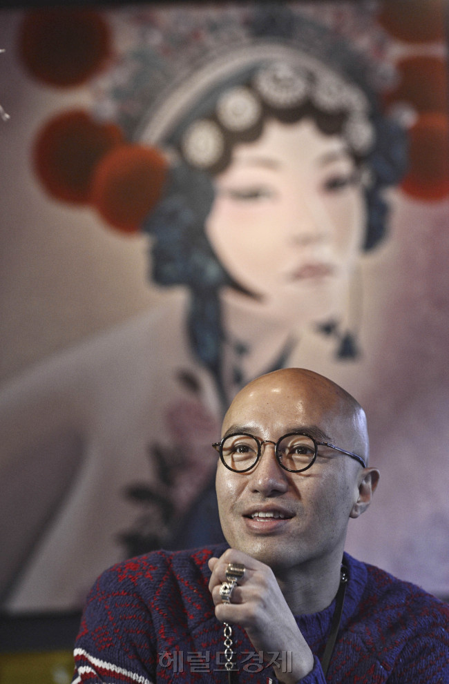 홍석천. 박해묵 기자/mook@heraldcorp.com
홍석천. 박해묵 기자/mook@heraldcorp.com